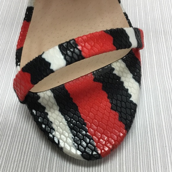 JustFab New Striking Heels - Picture 7 of 10